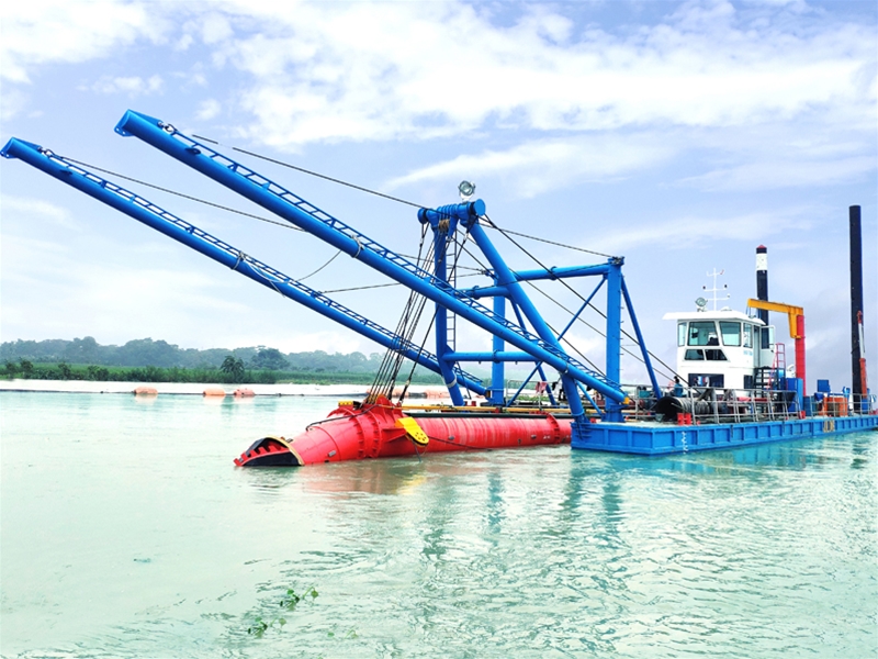 每小時1200立方絞吸挖泥船